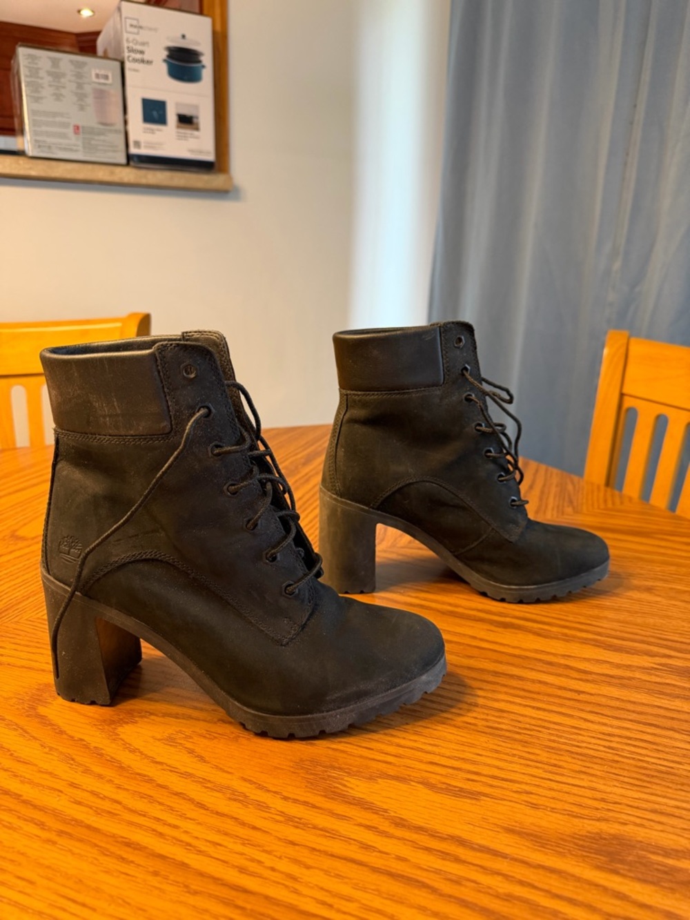 Timberland Black Lace-Up Block Heel Ankle Boots